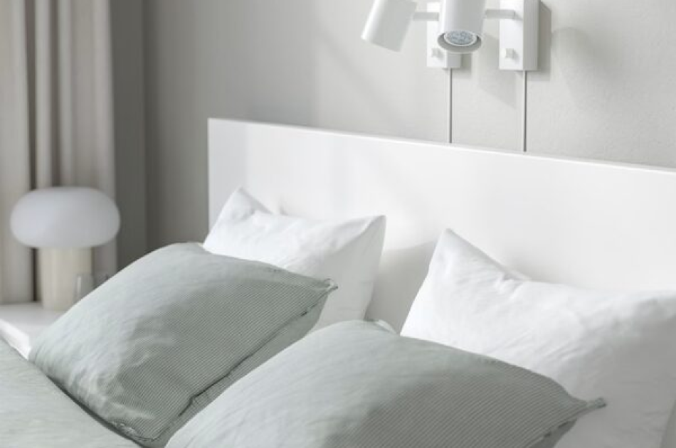 Giường Ngủ Đẹp Gia Đình Hiện Đại GNKL-023